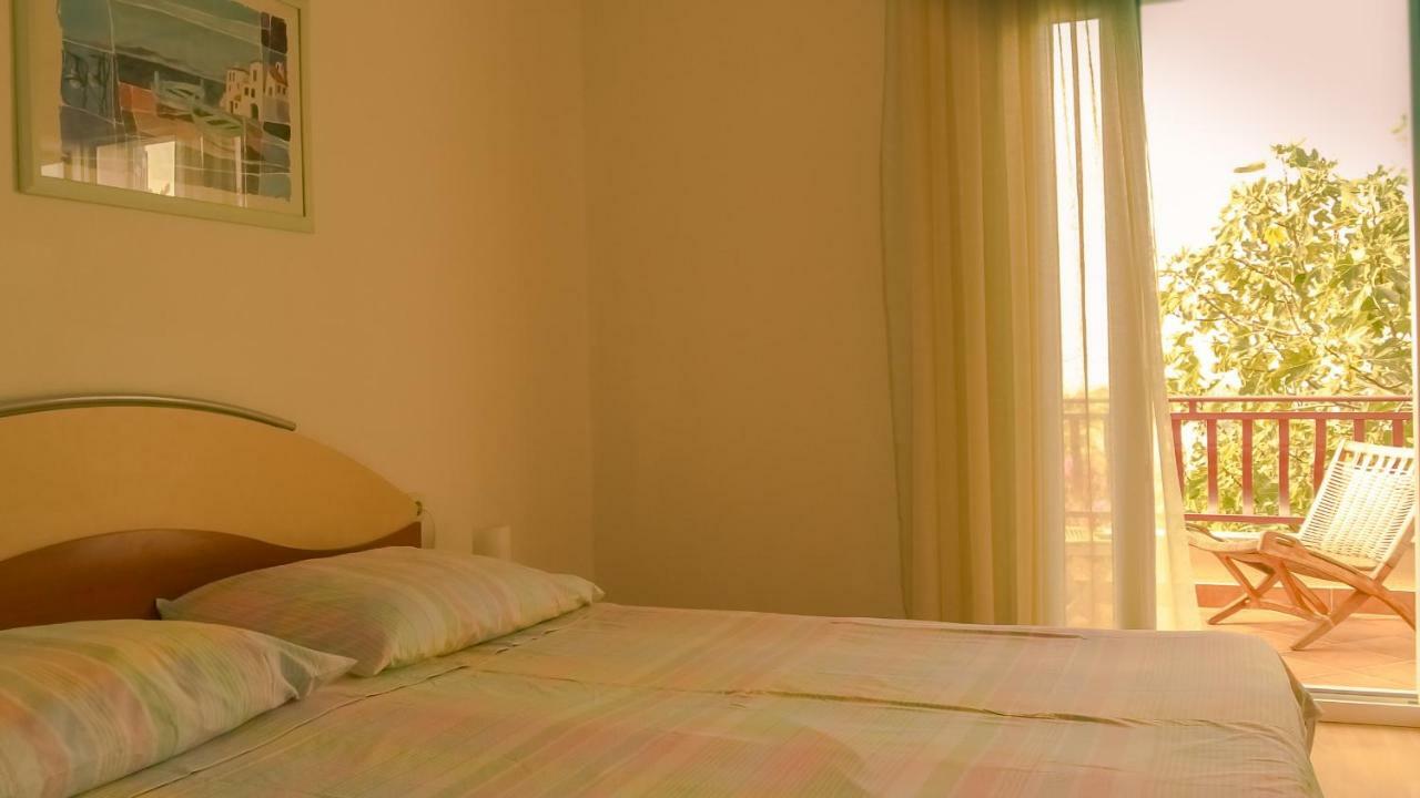 Adria Arba Apartments ราบ ภายนอก รูปภาพ