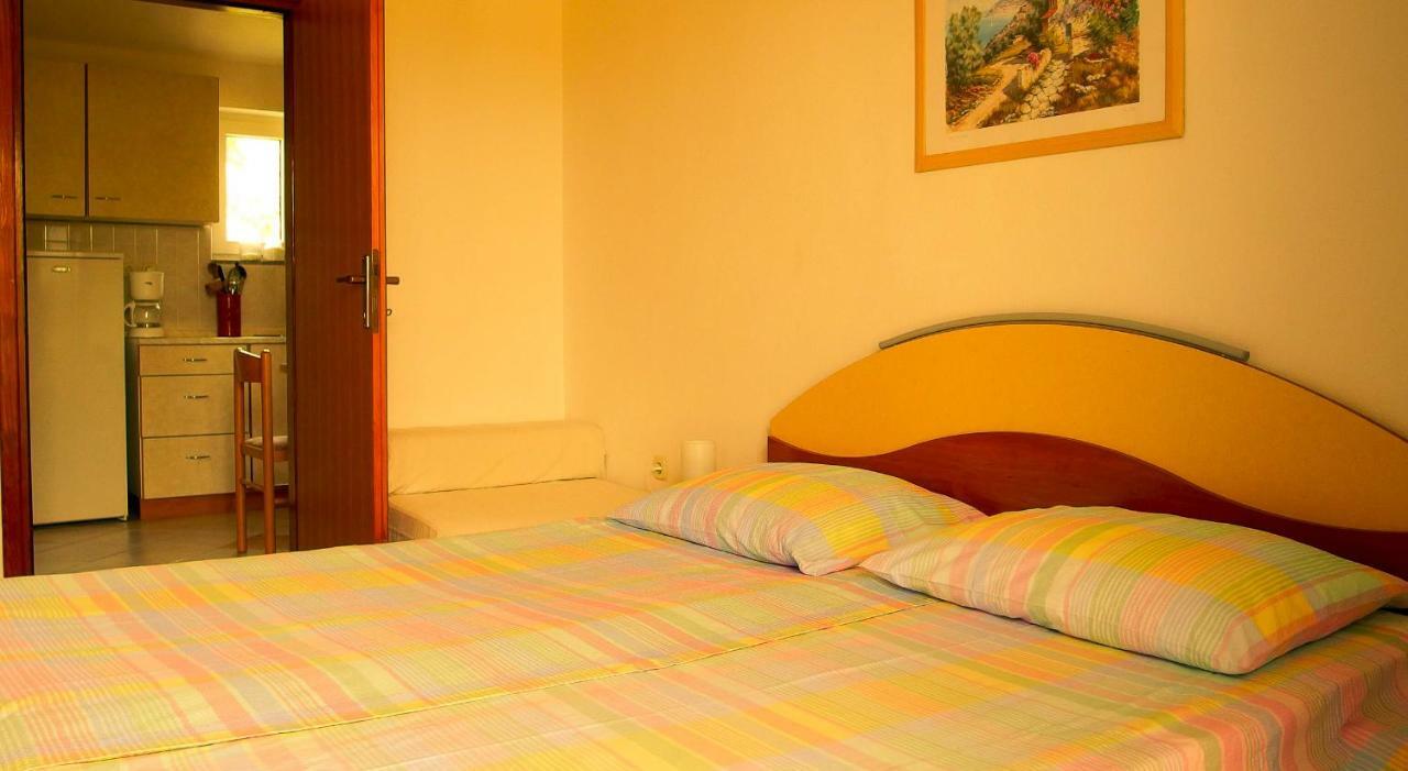Adria Arba Apartments ราบ ภายนอก รูปภาพ